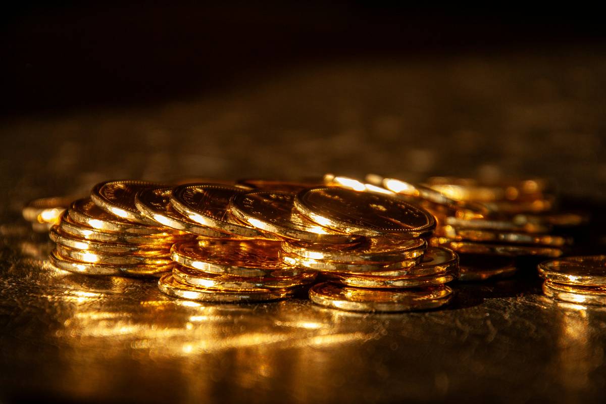 What Is Scrap Gold Selling For: The Truth Most Buyers Won’t Tell You
